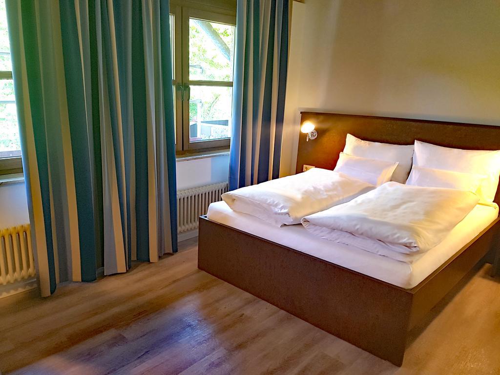 Tagungshaus Wernau Hotel Екстериор снимка